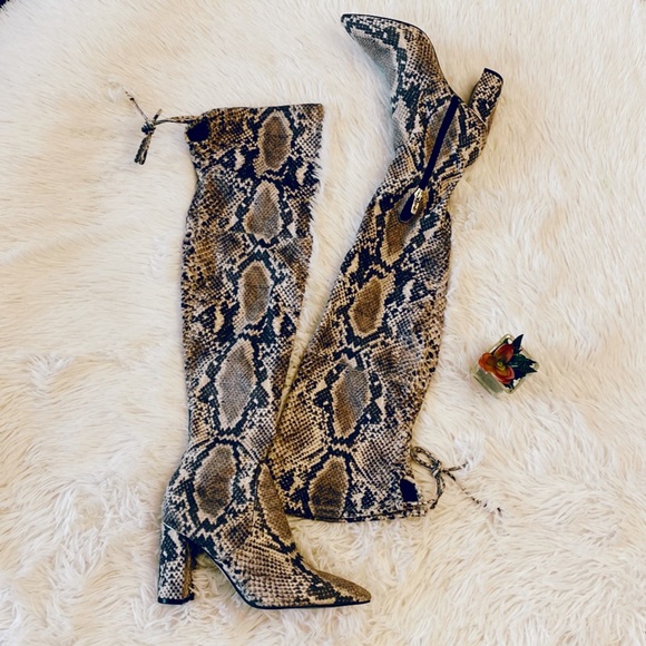 NWT Marc Fisher | Vany Snake Print over knee heel boots women’s 5 - Picture 4 of 9